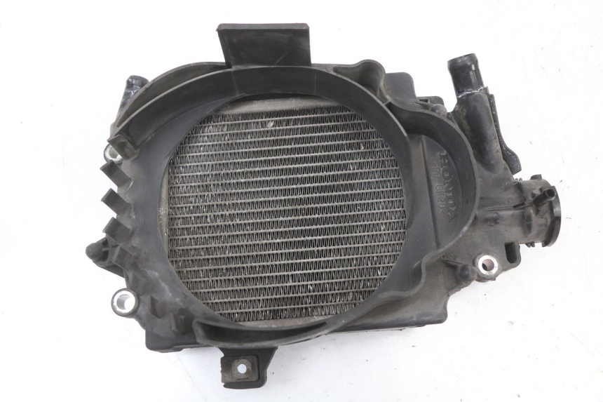photo de RADIADOR HONDA SH ABS 125 (2012 - 2017) - Outro ângulo de visão