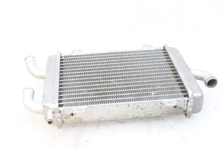 photo de RADIADOR PEUGEOT SPEEDFIGHT 2 LC 50 (2000 - 2009) - Detalhe da peça
