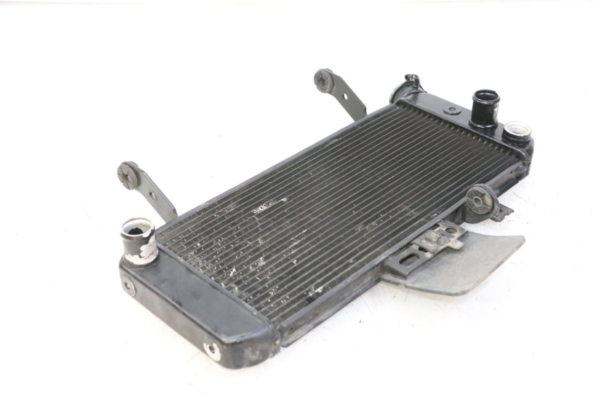 photo de RADIADOR SUZUKI SV S 650 (2003 - 2009) - Zoom do estado de desgaste
