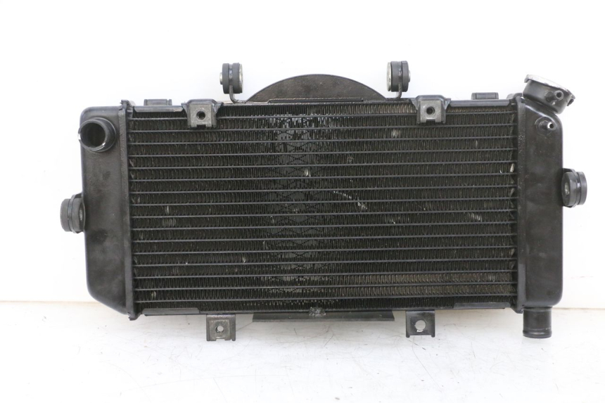photo de RADIADOR YAMAHA TDM ABS 900 (2002 - 2014) - Detalhes característicos