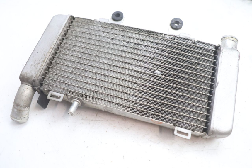 photo de RADIADOR HONDA VFR FI RC46 800 (1998 - 2001) - Peça verificada