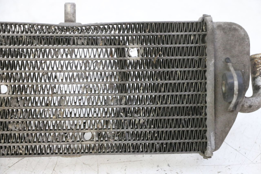 photo de RADIADOR YAMAHA XMAX X-MAX 125 (2006 - 2009) - Detalhes característicos
