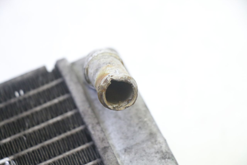 photo de RADIADOR YAMAHA X-MAX XMAX 125 (2010 - 2013) - Pontos de fixação