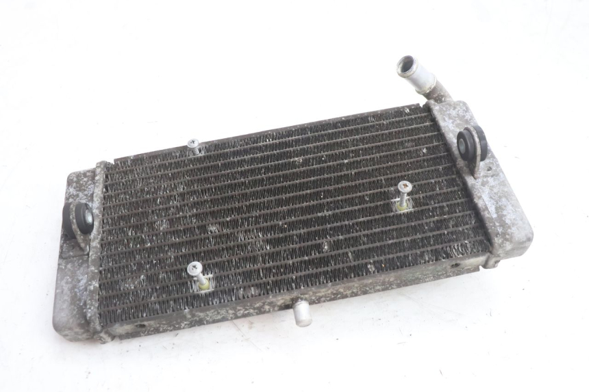 photo de RADIADOR YAMAHA X-MAX XMAX 125 (2010 - 2013) - Pontos de fixação