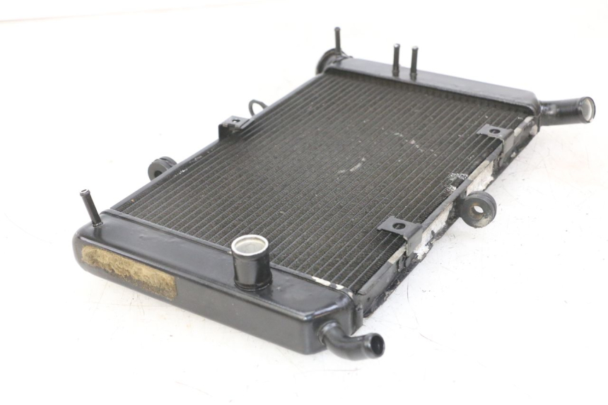 photo de RADIADOR YAMAHA XJ6 ABS 600 (2008 - 2016) - Pontos de fixação