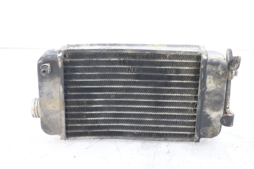photo de RADIADOR PEUGEOT XP6 50 (1997 - 2003) - Pontos de fixação