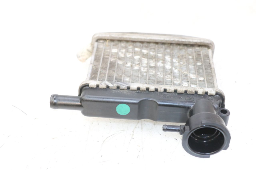 photo de RADIADOR YAMAHA NEOS NEO'S 4T 50 (2008 - 2016) - Zoom do estado de desgaste