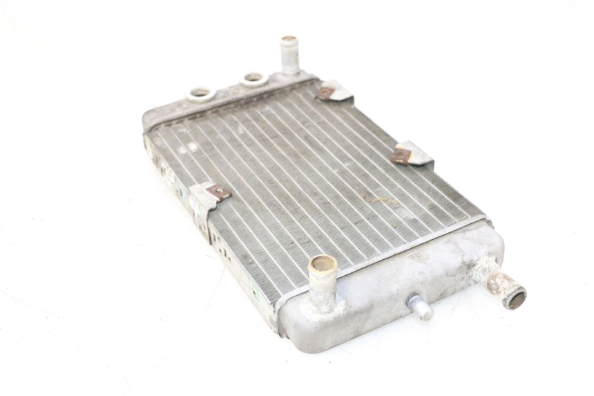 photo de RADIADOR YAMAHA YP MAJESTY 125 (2002 - 2006) - Outro ângulo de visão