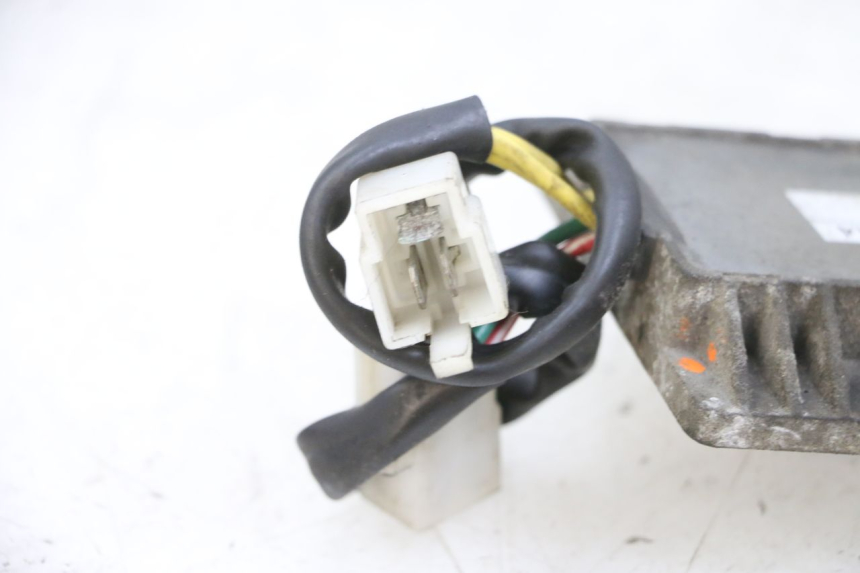 photo de REGULADOR DE CARGA ADIVA AD3 300 (2014 - 2020) - Ampliação técnica