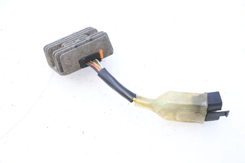 photo de REGULADOR DE CARGA KYMCO AGILITY FR 2T 50 (2012 - 2017) - Ampliação técnica