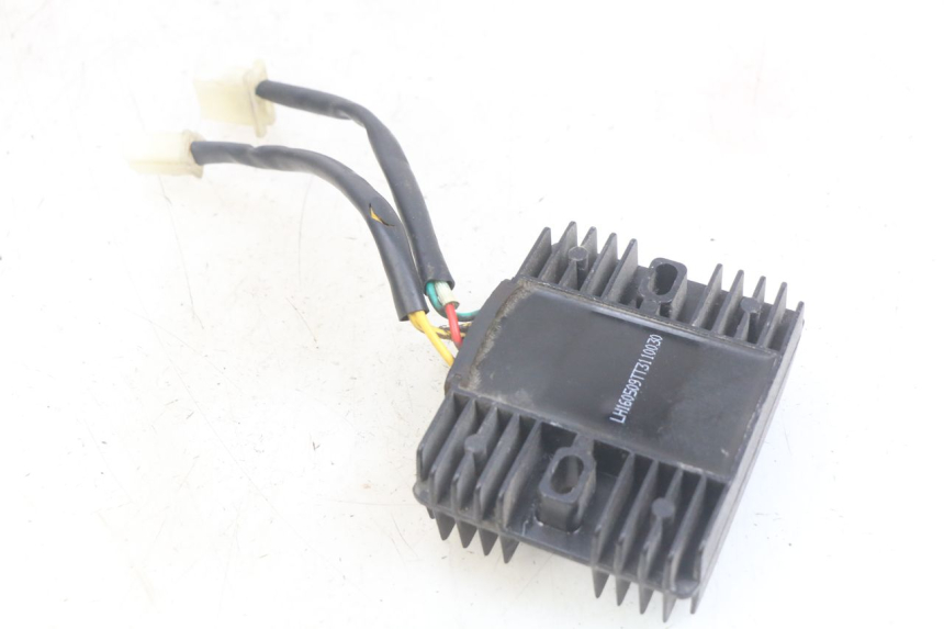 photo de REGULADOR DE CARGA NECO ALEXONE 125 (2017 - 2024) - Zoom do estado de desgaste