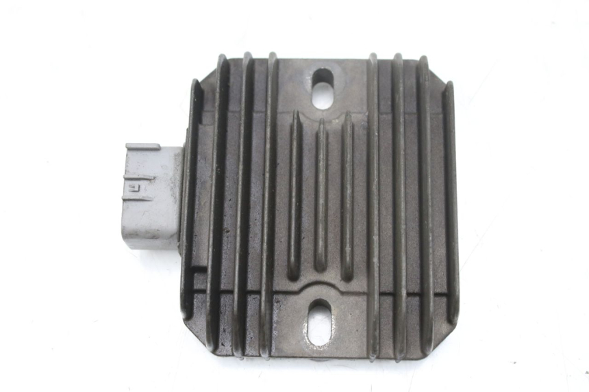 photo de REGULADOR DE CARGA SUZUKI AN BURGMAN 400 (2006 - 2010) - Zoom do estado de desgaste