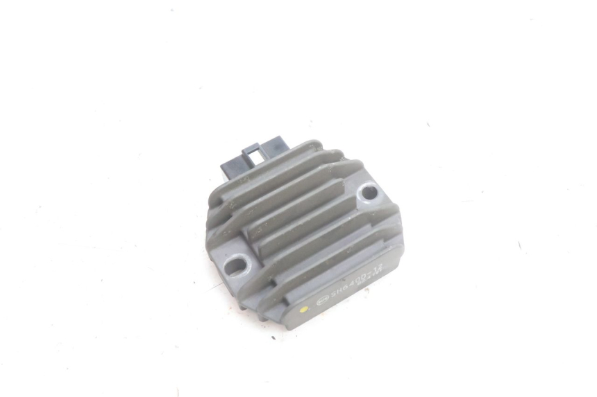 photo de REGULADOR DE CARGA APRILIA ATLANTIC S 125 (2010 - 2013) - Detalhe da peça