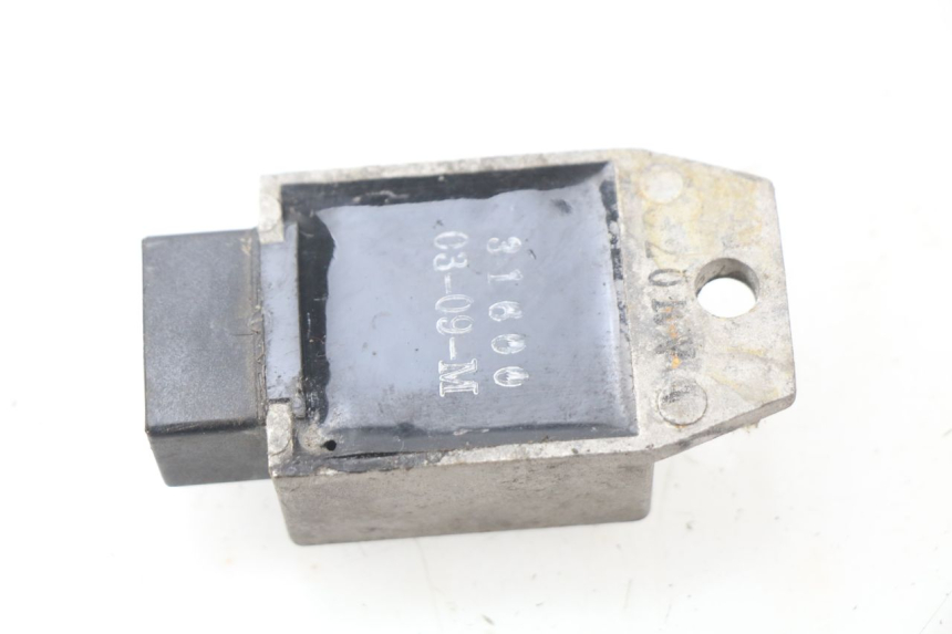 photo de REGULADOR DE CARGA JONWAY AZTRAL 125 (2008 - 2017) - Zoom do estado de desgaste