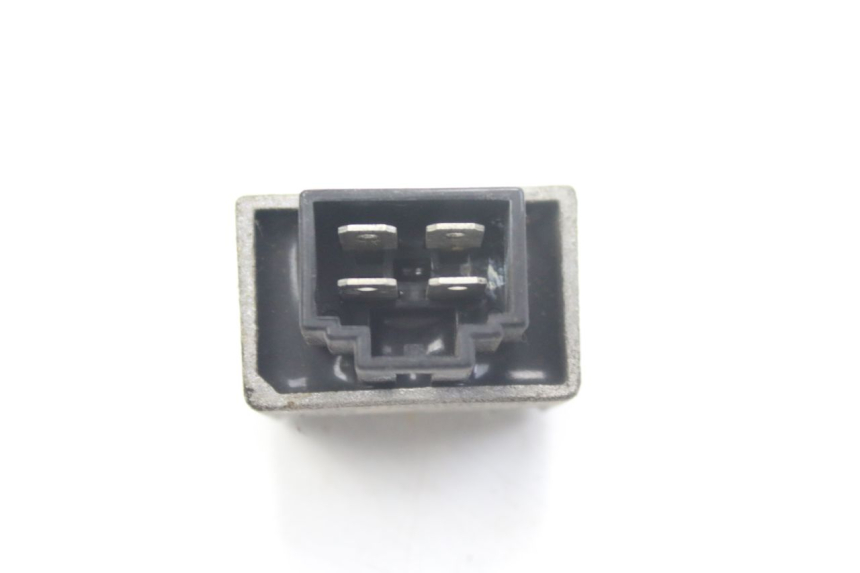 photo de REGULADOR DE CARGA HONDA BALI EX 100 (1996 - 2000) - Outro ângulo de visão