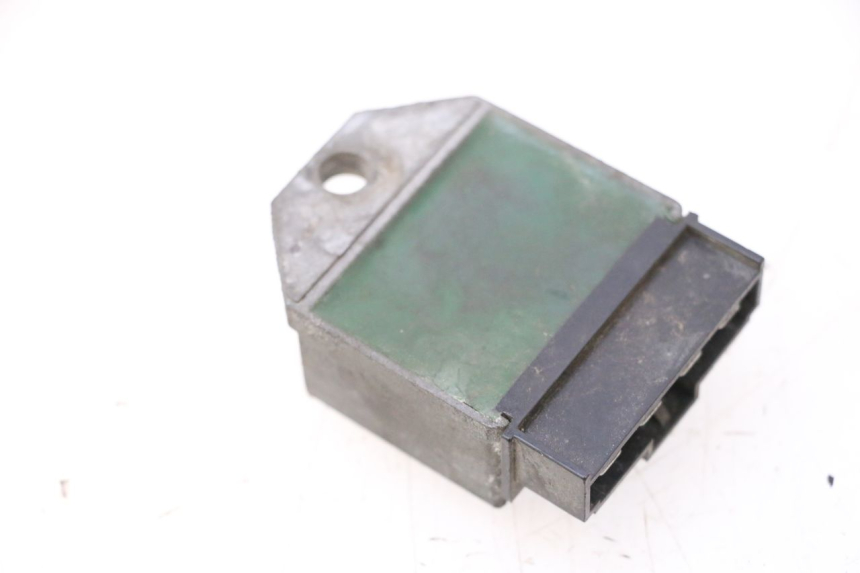 photo de REGULADOR DE CARGA MBK BOOSTER SPIRIT 50 (1999 - 2003) - Zoom do estado de desgaste
