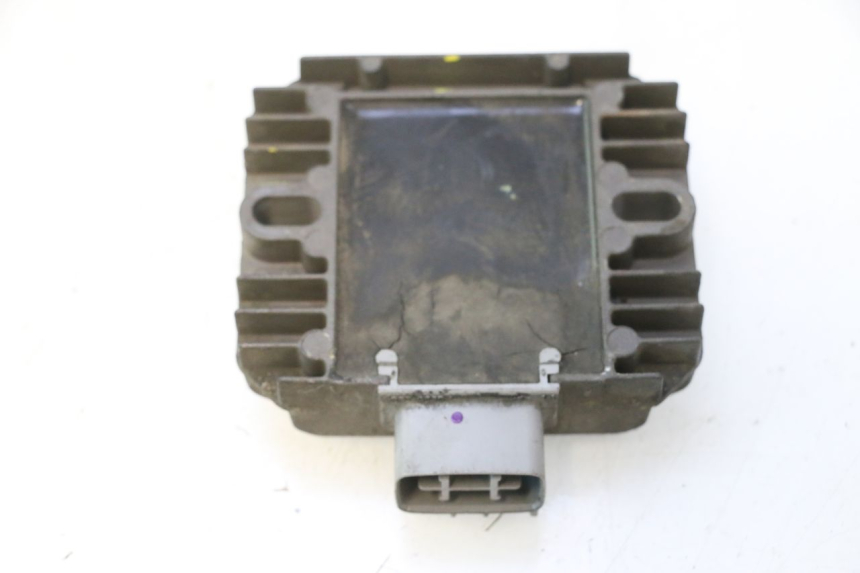 photo de REGULADOR DE CARGA SUZUKI BURGMAN 125 (2007 - 2014) - Detalhe da peça