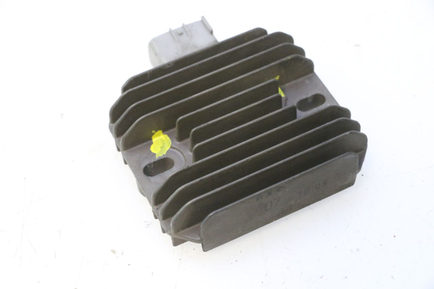 photo de REGULADOR DE CARGA SUZUKI BURGMAN 125 (2007 - 2014) - Ampliação técnica