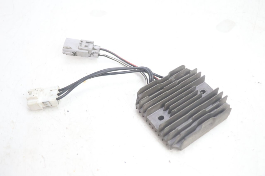 photo de REGULADOR DE CARGA SUZUKI BURGMAN EXECUTIVE ABS 650 (2006 - 2012) - Vista principal