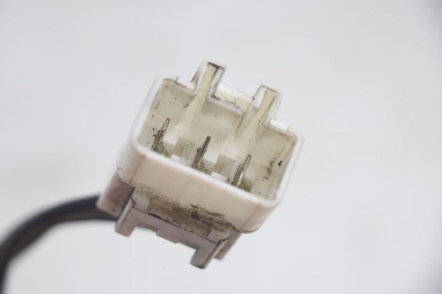 photo de REGULADOR DE CARGA SUZUKI BURGMAN EXECUTIVE ABS 650 (2006 - 2012) - Pontos de fixação