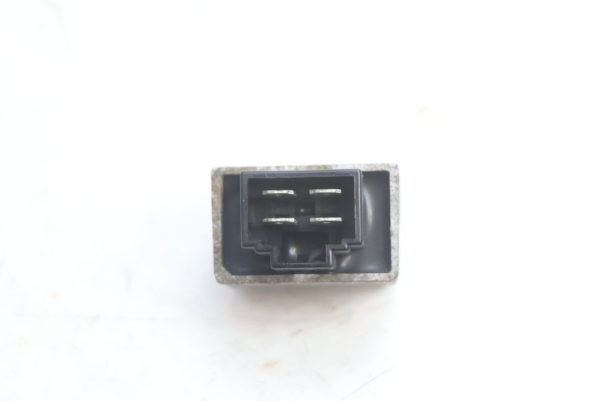 photo de REGULADOR DE CARGA PEUGEOT BUXY 50 (1993 - 1998) - Zoom do estado de desgaste
