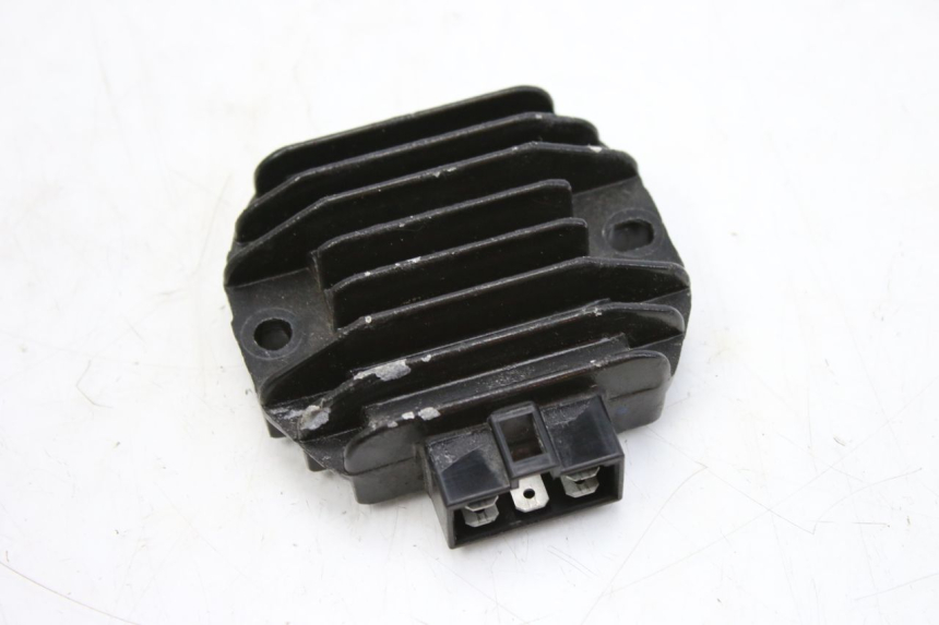 photo de REGULADOR DE CARGA YAMAHA BW'S BWS 125 (2010 - 2013) - Pontos de fixação