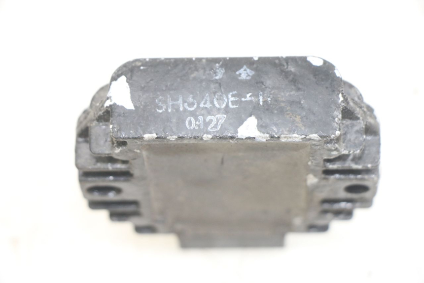 photo de REGULADOR DE CARGA YAMAHA BW'S BWS 125 (2010 - 2013) - Zoom do estado de desgaste