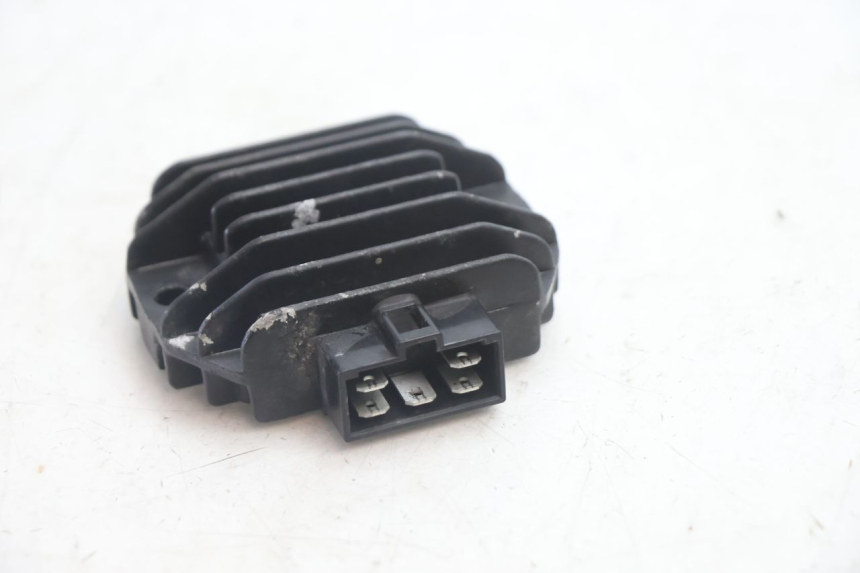 photo de REGULADOR DE CARGA YAMAHA BW'S BWS 125 (2010 - 2013) - Detalhe da peça