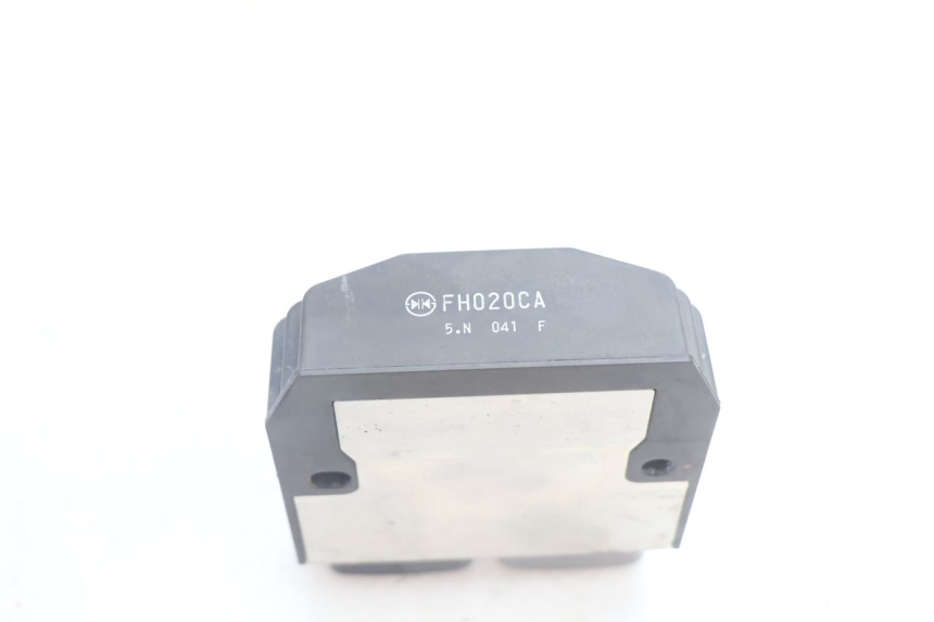 photo de REGULADOR DE CARGA BMW C SPORT 650 (2015 - 2021) - Zoom do estado de desgaste