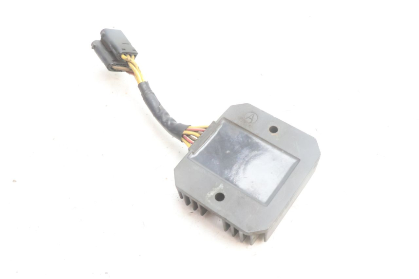 photo de REGULADOR DE CARGA BMW C1 125 (2000 - 2003) - Ampliação técnica
