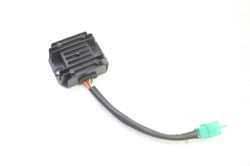 photo de REGULADOR DE CARGA ORCAL CAVARO 4T 50 (2019 - 2023) - Zoom do estado de desgaste