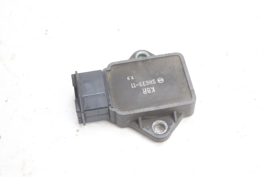 photo de REGULADOR DE CARGA HONDA CB TWO FIFTY 250 (1991 - 2002) - Detalhe da peça