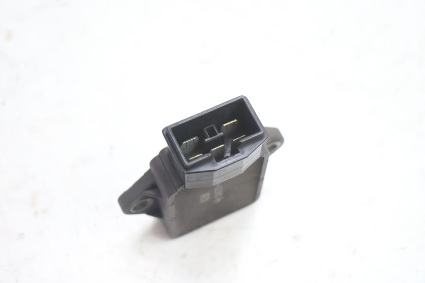 photo de REGULADOR DE CARGA HONDA CB TWO FIFTY 250 (1991 - 2002) - Vista geral
