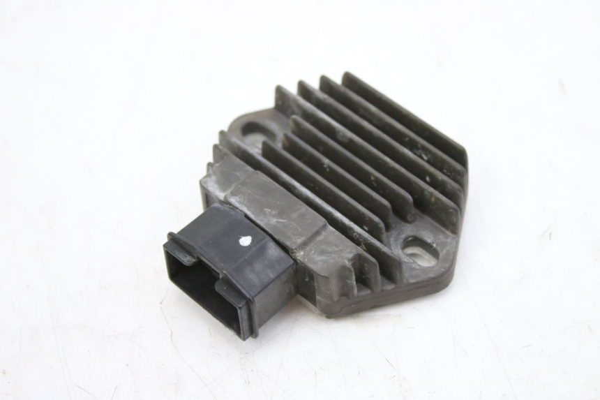 photo de REGULADOR DE CARGA HONDA CBF 500 (2004 - 2007) - Zoom do estado de desgaste