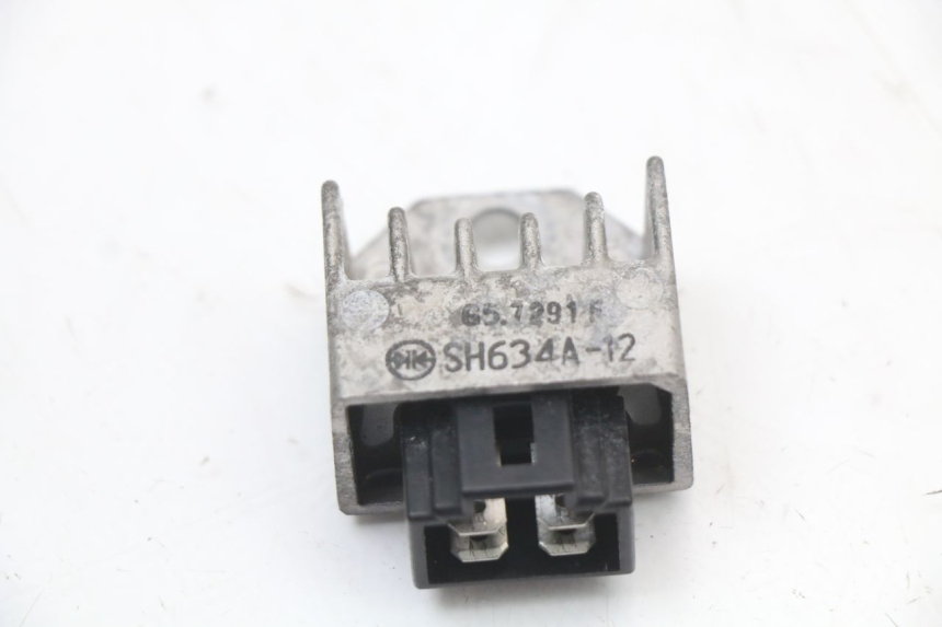 photo de REGULADOR DE CARGA PEUGEOT CITYSTAR 50 (2013 - 2017) - Detalhe da peça