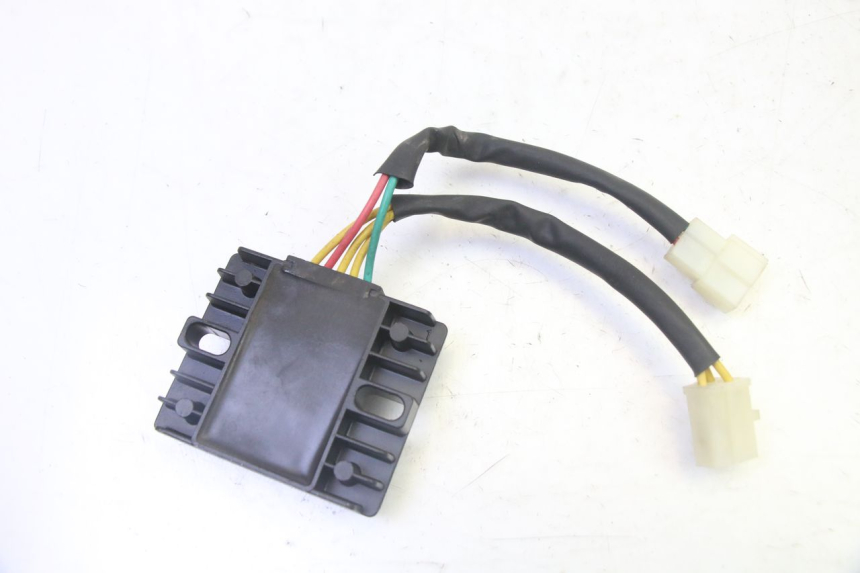 photo de REGULADOR DE CARGA SYM CROX 4T 50 (2016 - 2023) - Zoom do estado de desgaste