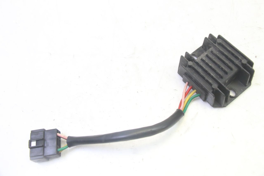 photo de REGULADOR DE CARGA SYM CROX 4T 50 (2016 - 2023) - Zoom do estado de desgaste