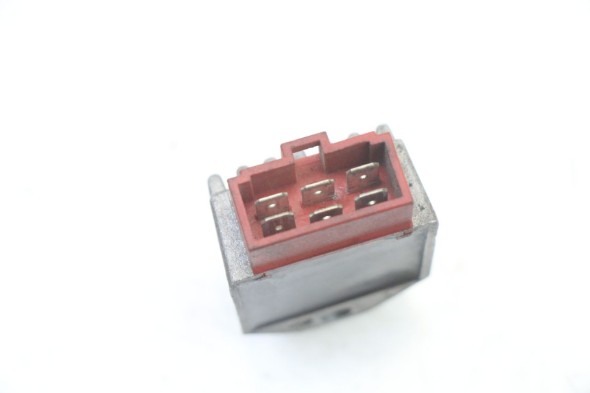 photo de REGULADOR DE CARGA DERBI SENDA SM DRD X-TREME 50 (2011 - 2017) - Zoom do estado de desgaste
