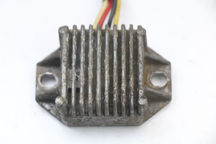 photo de REGULADOR DE CARGA YAMAHA DTLC 125 (1982 - 1987) - Detalhe da peça