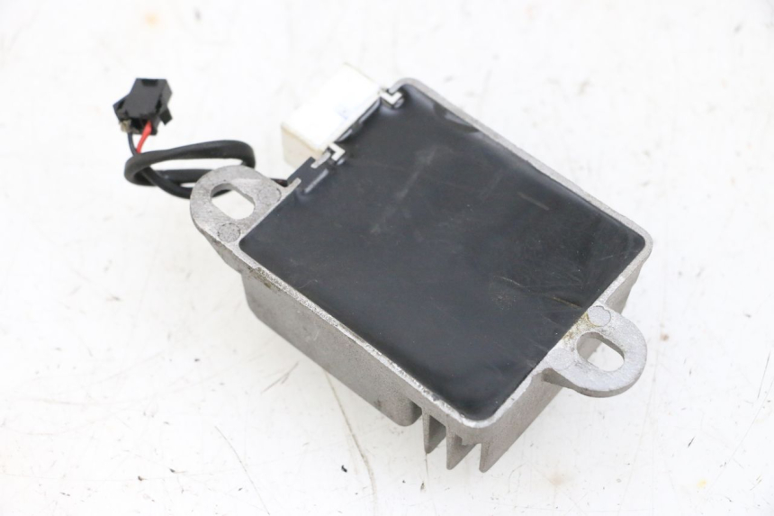 photo de REGULADOR DE CARGA SEGWAY NINEBOT E125S 1 (2022 - 2026) - Outro ângulo de visão