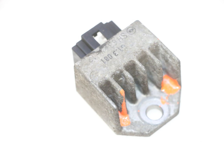 photo de REGULADOR DE CARGA PEUGEOT ELYSTAR 50 (2002 - 2014) - Outro ângulo de visão