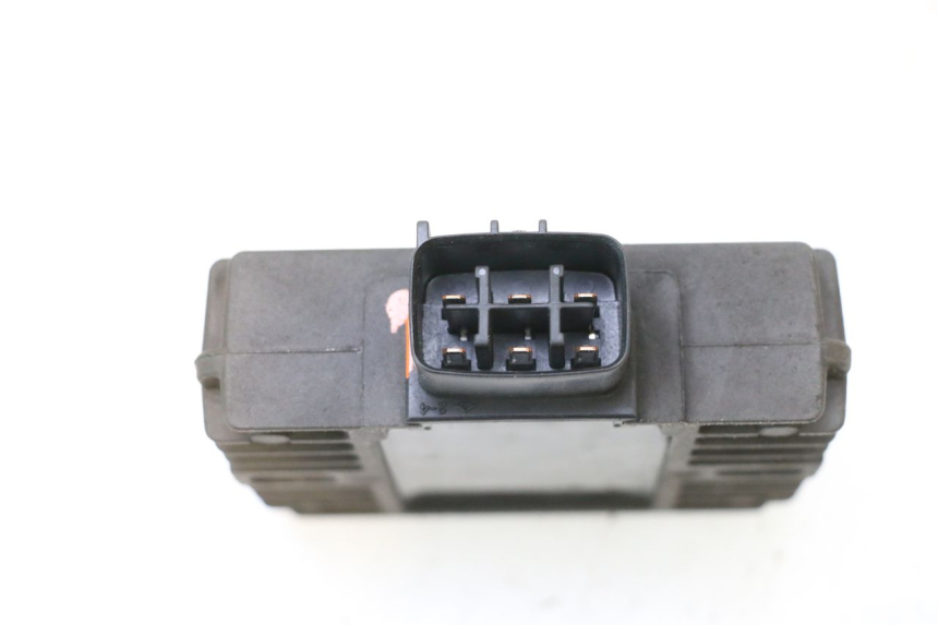 photo de REGULADOR DE CARGA KAWASAKI ER-6 ER6 F ABS 650 (2012 - 2016) - Zoom do estado de desgaste