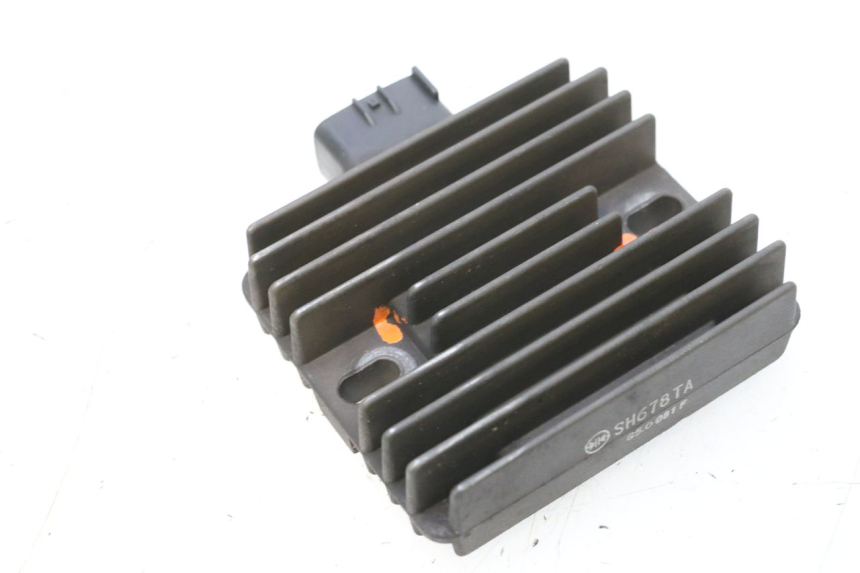 photo de REGULADOR DE CARGA KAWASAKI ER-6 ER6 F ABS 650 (2012 - 2016) - Vista geral