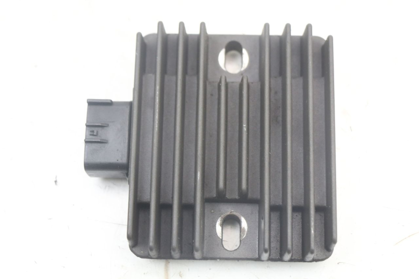 photo de REGULADOR DE CARGA KAWASAKI ER-6 ER6 N 650 (2012 - 2016) - Zoom do estado de desgaste
