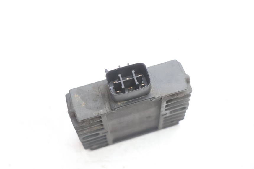 photo de REGULADOR DE CARGA KAWASAKI ER-6 ER6 N 650 (2005 - 2009) - Outro ângulo de visão