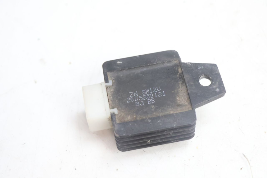 photo de REGULADOR DE CARGA JM MOTORS EVOLIS 4T 50 (2018 - 2022) - Zoom do estado de desgaste