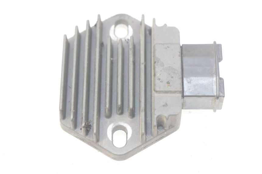 photo de REGULADOR DE CARGA HONDA FES PANTHEON 2T 125 (1998 - 2002) - Vista principal