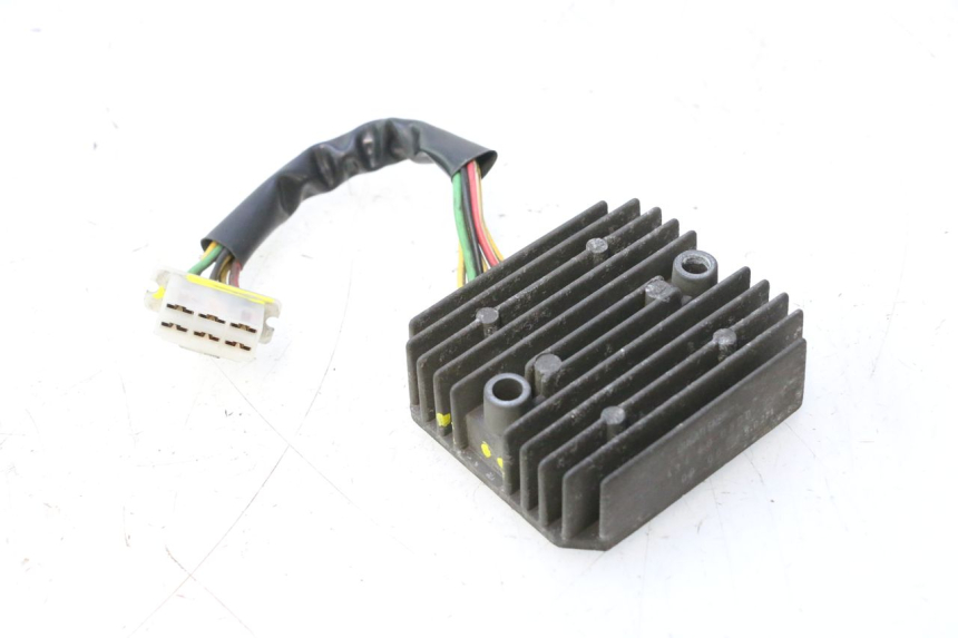 photo de REGULADOR DE CARGA HONDA FES PANTHEON 125 (2003 - 2007) - Ampliação técnica