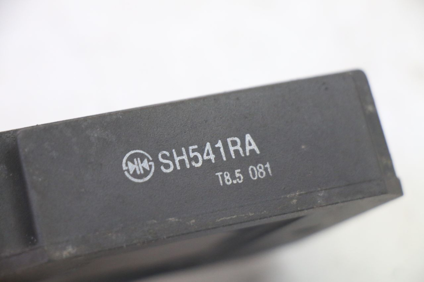 photo de REGULADOR DE CARGA HONDA FES S-WING SWING ABS 125 (2007 - 2015) - Pontos de fixação