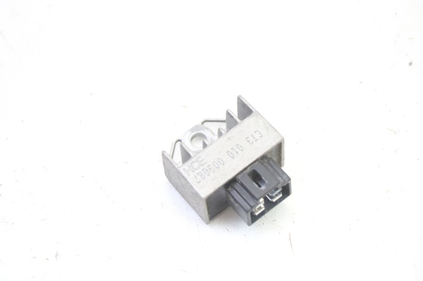 photo de REGULADOR DE CARGA SYM FIDDLE 2 50 (2008 - 2013) - Vista principal